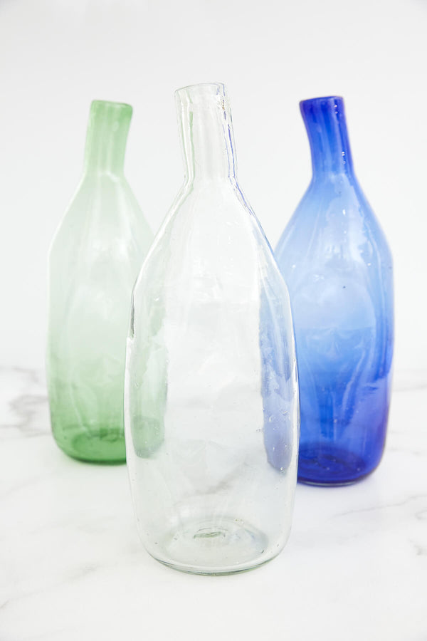 http://www.palmandperkins.com/cdn/shop/products/Copavic_GlassServingBottle_All3-2_600x.jpg?v=1607970835