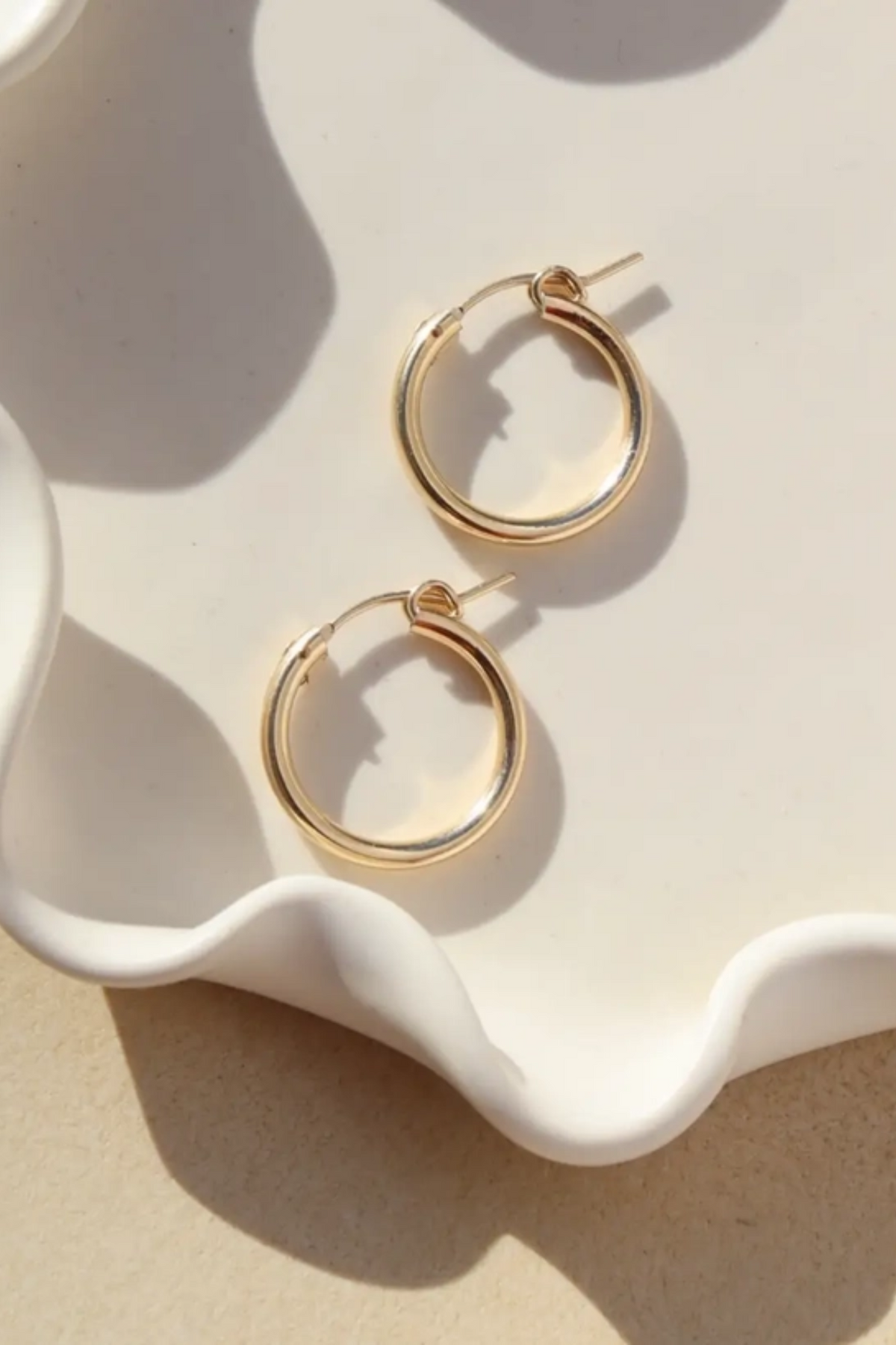 Token Jewelry Classic Hoops