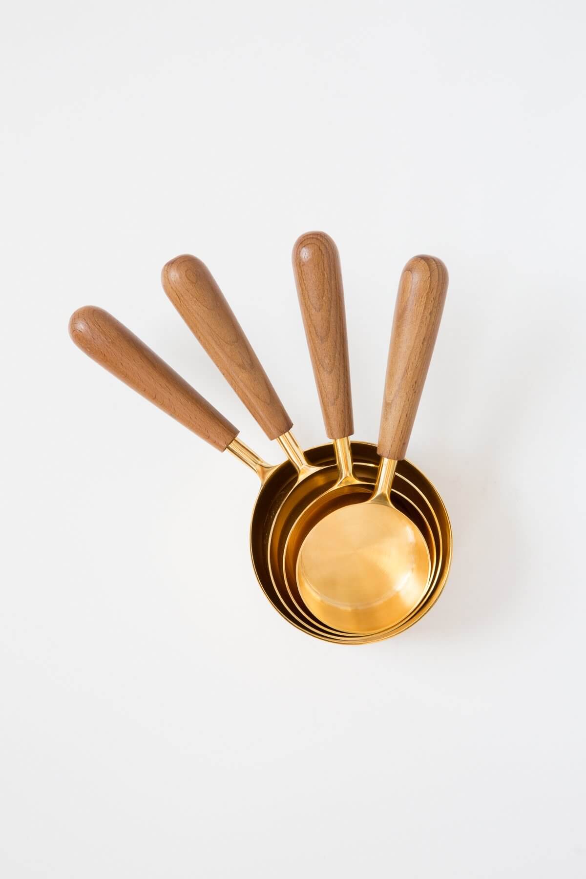 Draper Wood and Gold Measuring Cups and Spoons Set